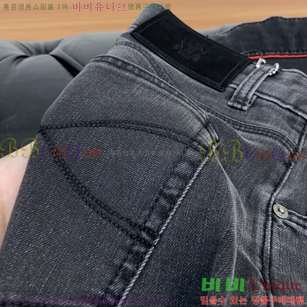 ���� ���ڷ� ��ġ�ڸ� ���� BC443981