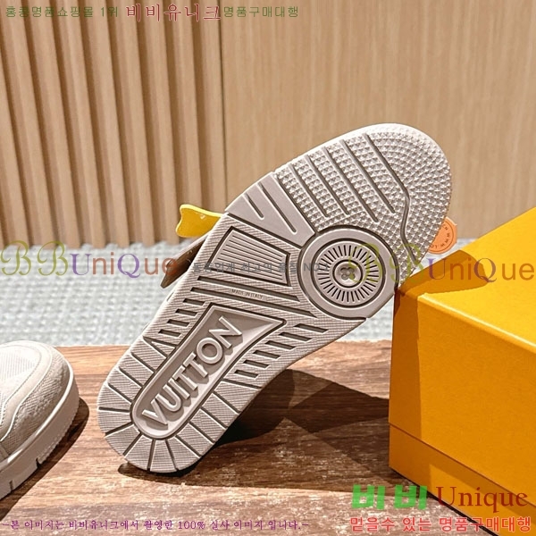 �������� LV Ʈ���̳� ����Ŀ�� LV511801-3