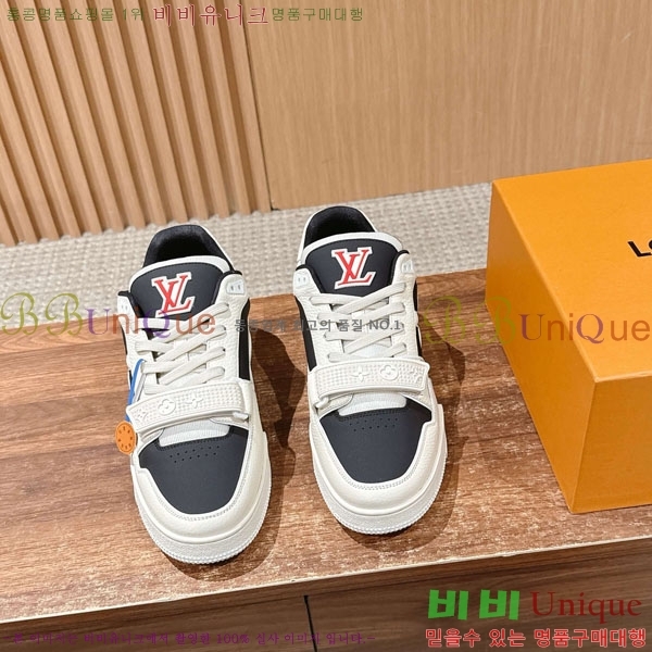 �������� LV Ʈ���̳� ����Ŀ�� LV511802-12