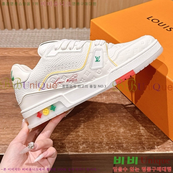 �������� LV Ʈ���̳� ����Ŀ�� LV5116602-4