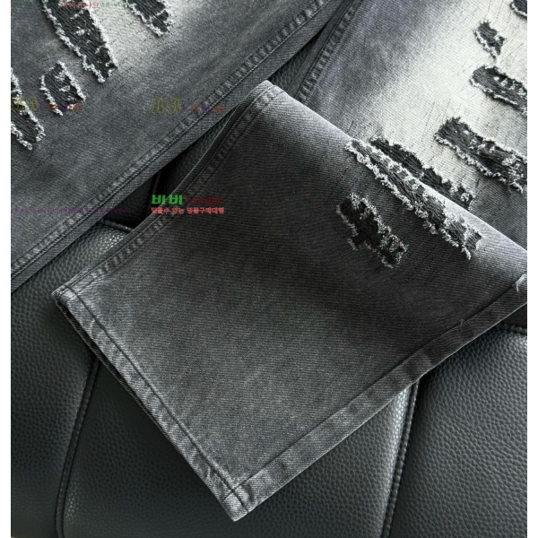 ���� ũ������ û���� CH248390-4