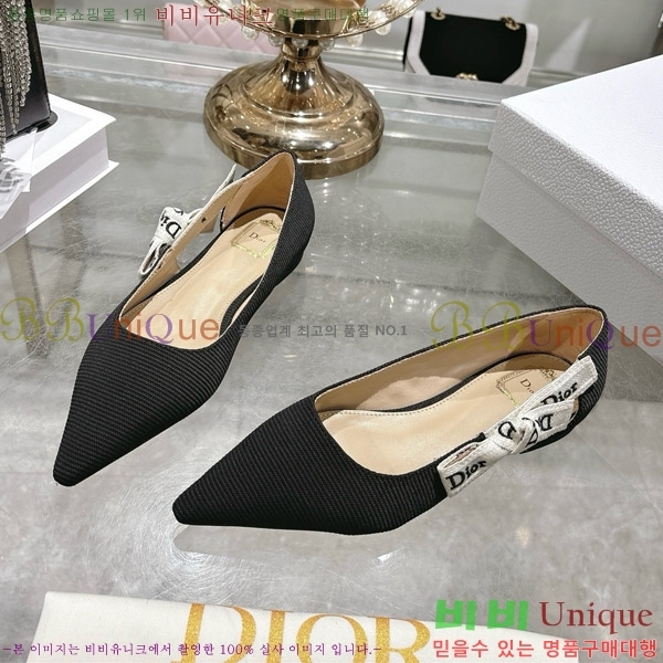 ���� ��� �÷����� 28DR571310-4