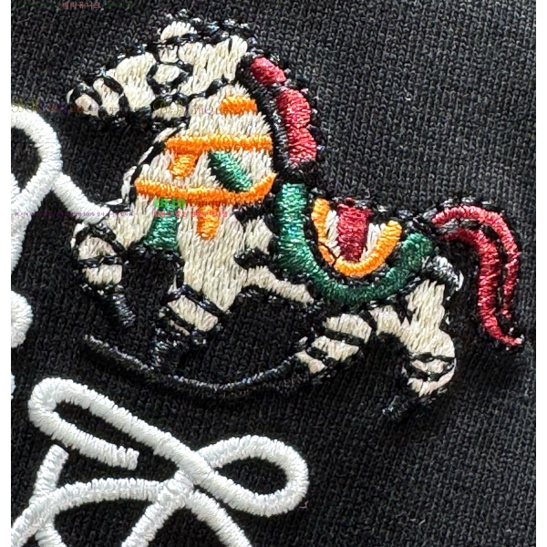 ���� �ο��� ���� Ƽ���� LE21467-2