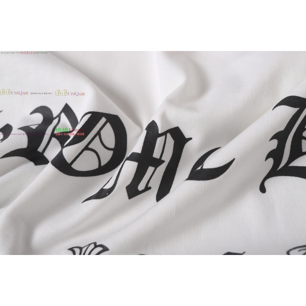 ���� ũ������ ���� Ƽ���� CH817354-5