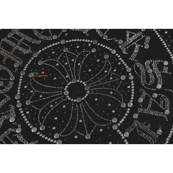 ���� ũ������ ���� Ƽ���� CH817357