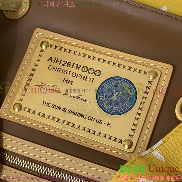 #���̺��� ũ�������� MM ���� M55699-302