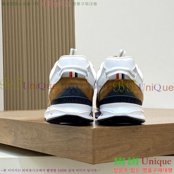 ���� ��**�� ����Ŀ�� MO592266-2