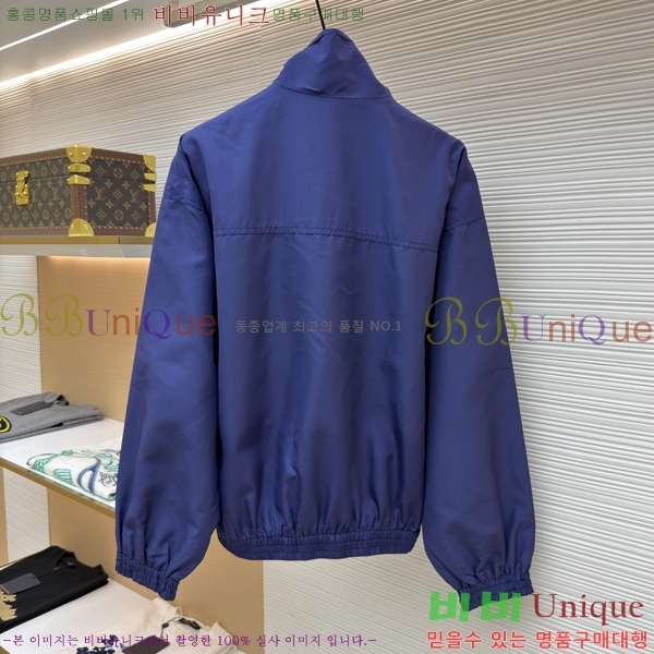 �������� �̿�̿� ��Ŷ MU235174