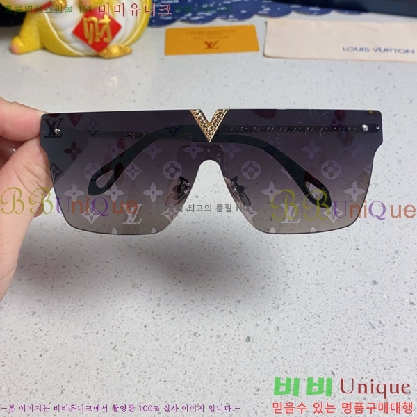 ���̺��� ���۶� LV7984677-5