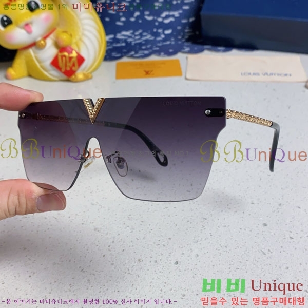 ���̺��� ���۶� LV7984677-7