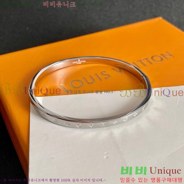 ���̺��� ���� LV2352350-4