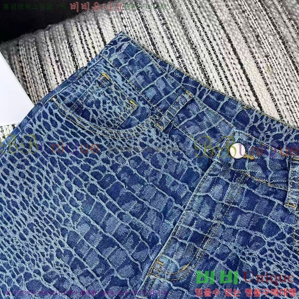 ���� ��* ���� ���� CH345305-4