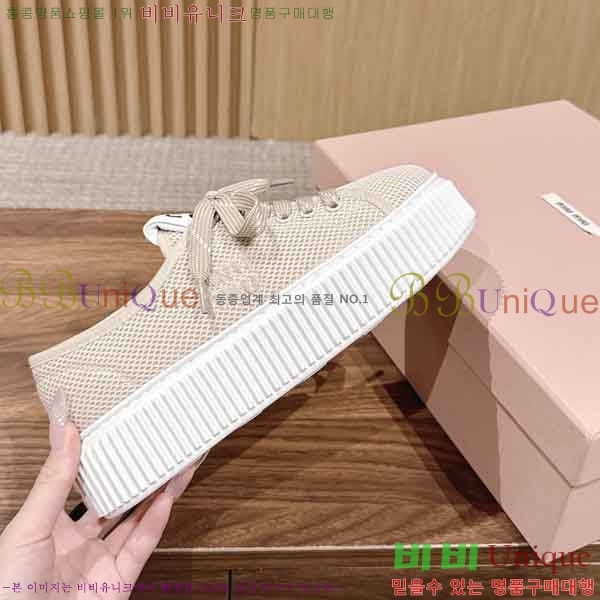 ���� �̿�̿� ����Ŀ�� M5527781-1