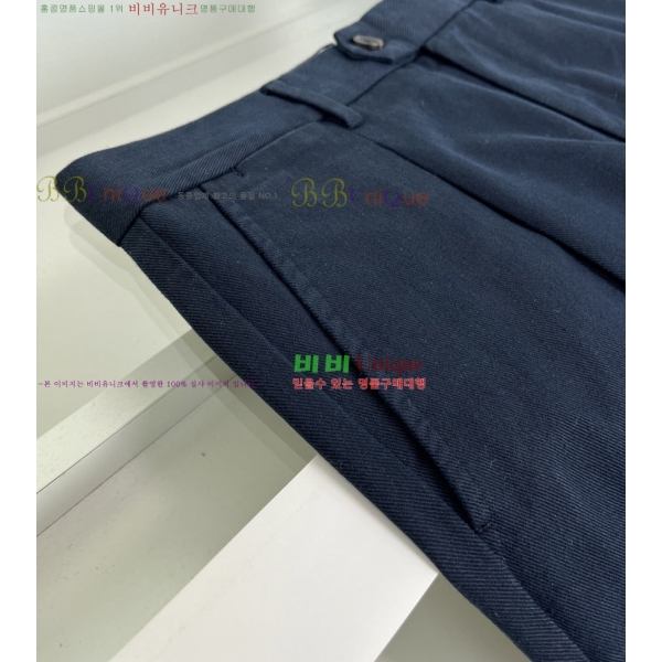 ���� �η���*�� ĳ�־� �ݹ��� 31LP264163-2