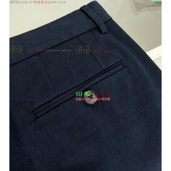 ���� �η���*�� ĳ�־� �ݹ��� 31LP264163-2
