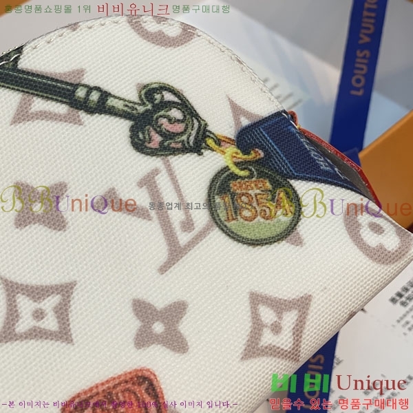 #����*�� ����Ʈ �ڽ���Ƽũ PM M28956-300