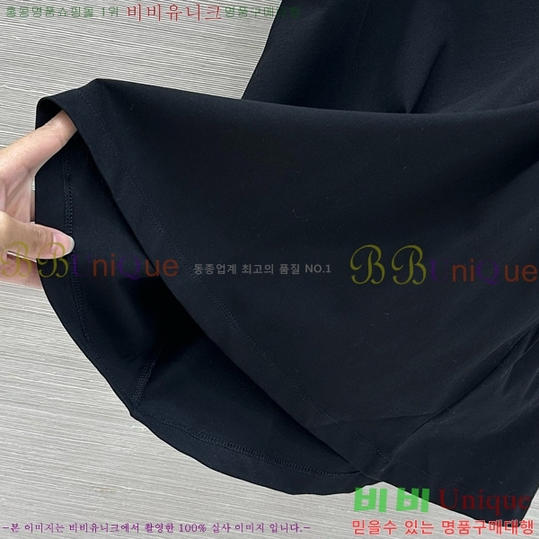 ���� �̿�̿� ���� Ƽ���� MIU4460484-1