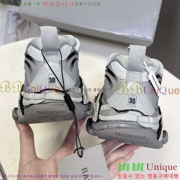  �߷��þư� ����Ŀ�� �������� B6303225-2