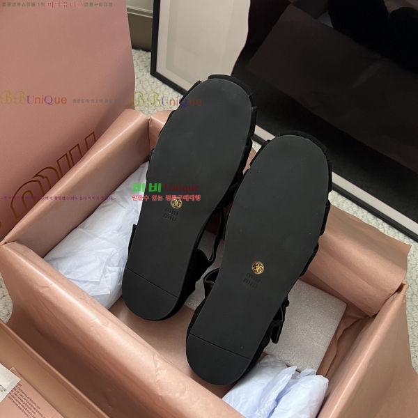 ���� �̿�̿� ���� 33MU266137-2