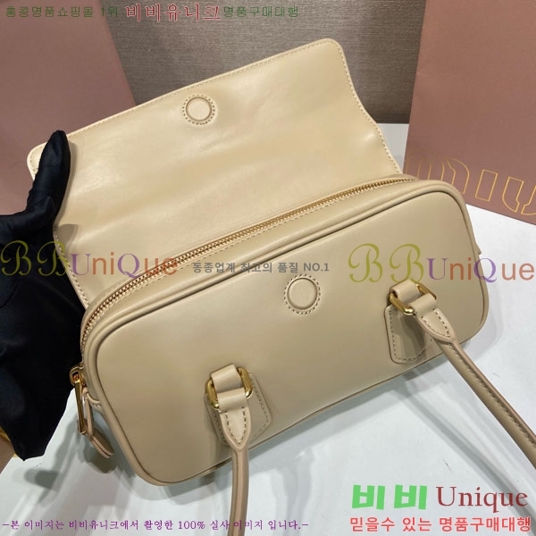 #�̿�̿� �Ƹ�ī�� ���׹� 5BD282-102