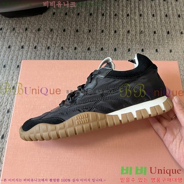 ���� �̿�̿� ����Ŀ�� M1052228-2