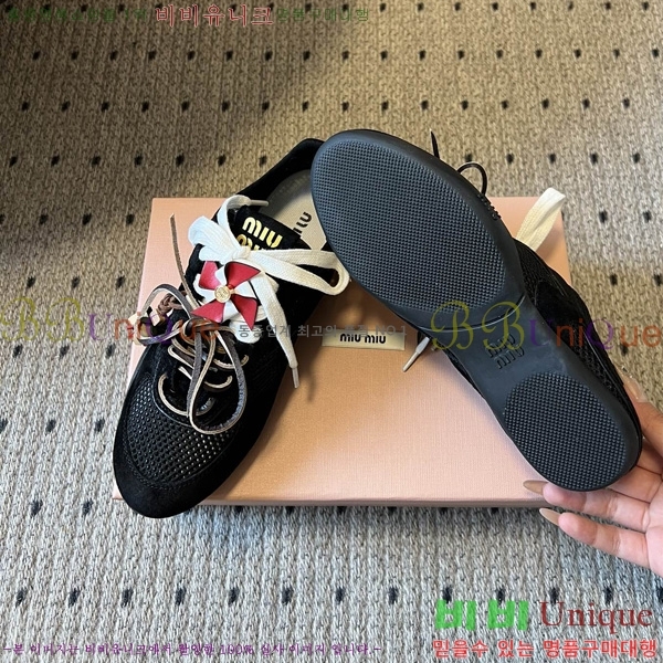 ���� �̿�̿� ����Ŀ�� M1050677