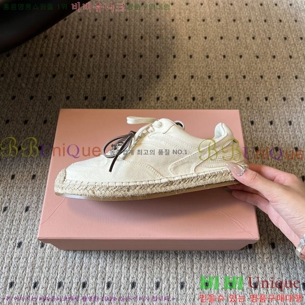 ���� �̿�̿� ����Ŀ�� M1050688