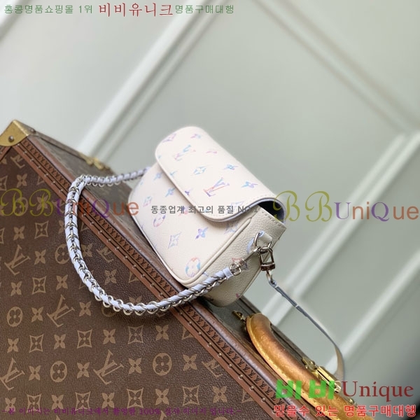 #����*�� �Ʒ� �� ü�� ���̺� ��ũ ���� M29770-101