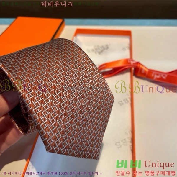 #�����޽� ��Ÿ�� HQ523630-4