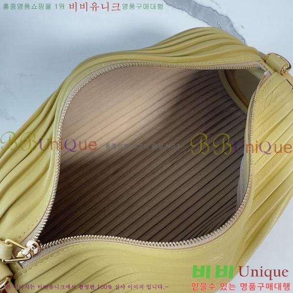 #�ο��� pouch ����� 522129-106