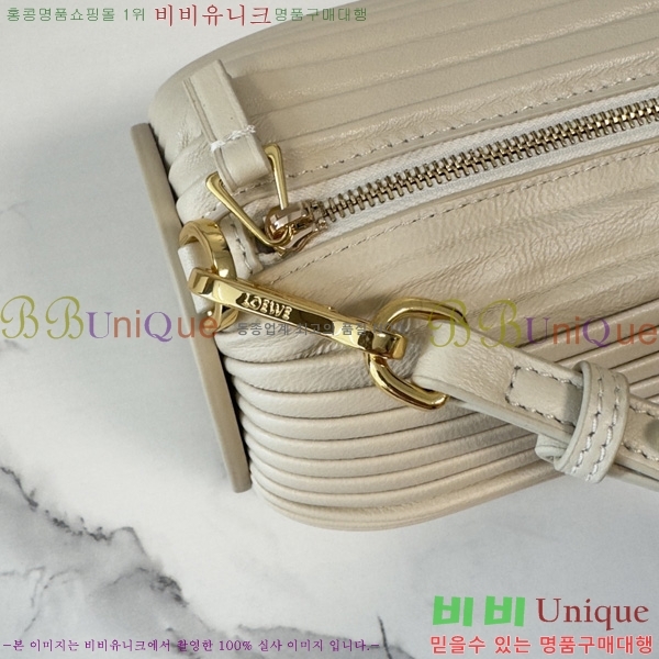 #�ο��� pouch ����� 522129-104