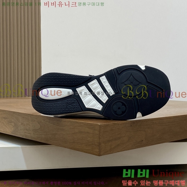 �ְ��� ���� ���̺��� ����Ŀ�� LV611755-4