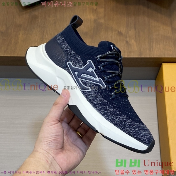 �ְ��� ���� ���̺��� ����Ŀ�� LV611755-4