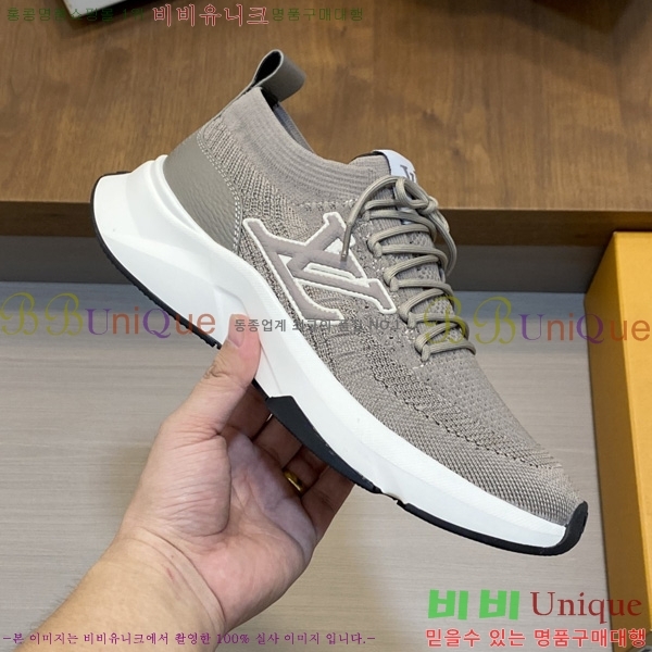 �ְ��� ���� ���̺��� ����Ŀ�� LV611755
