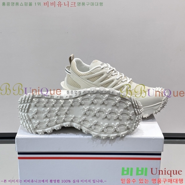 ���� ��**�� ����Ŀ�� M1O62226-3