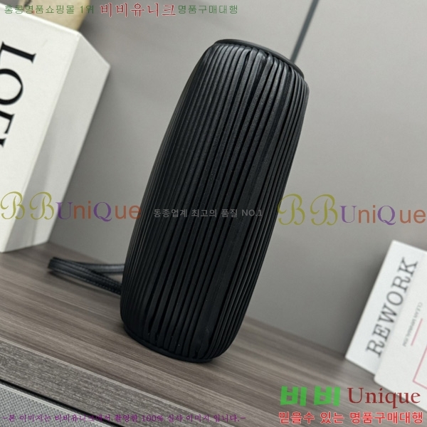 #�ο��� pouch ����� 522129-105