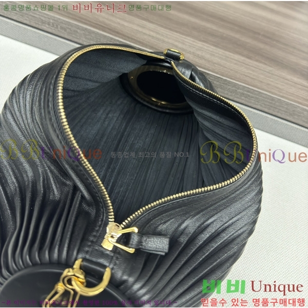 #�ο��� pouch ����� 522129-105