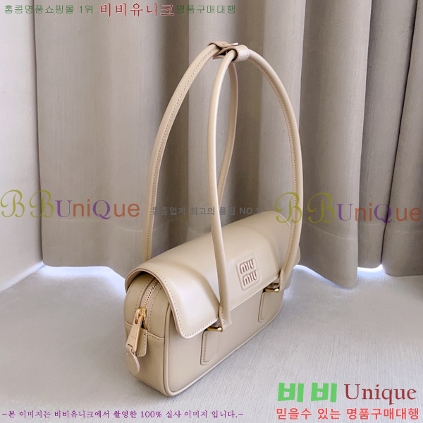 #�̿�̿� �Ƹ�ī�� ���׹� 5BD282-105