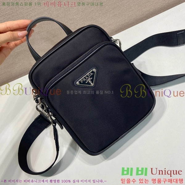 #��*�� �ﰢ�ΰ� ũ�ν��� 2VH211-101