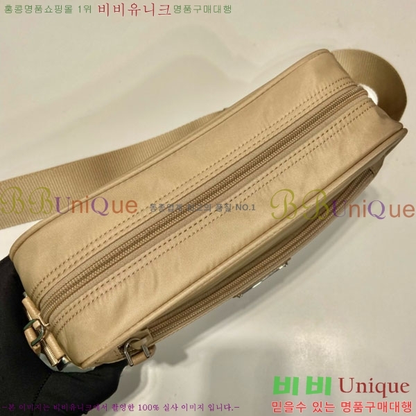 #��*�� ���ڳ� �ﰢ�ΰ� ī�޶�� 1BC167-107