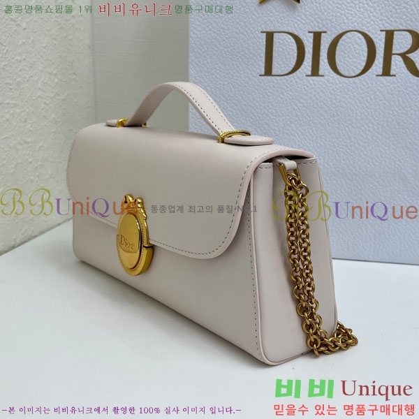 #��* �޴޸��� �Ŀ�ġ M3671-105