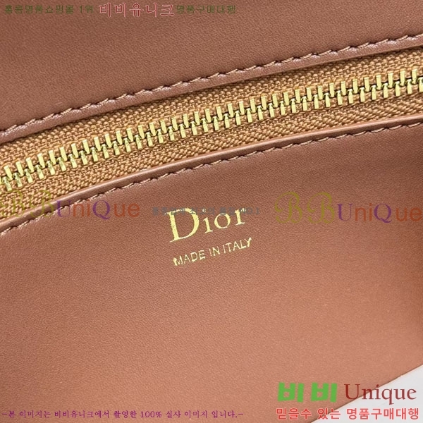 #��* �޴޸��� �Ŀ�ġ M3671-1003