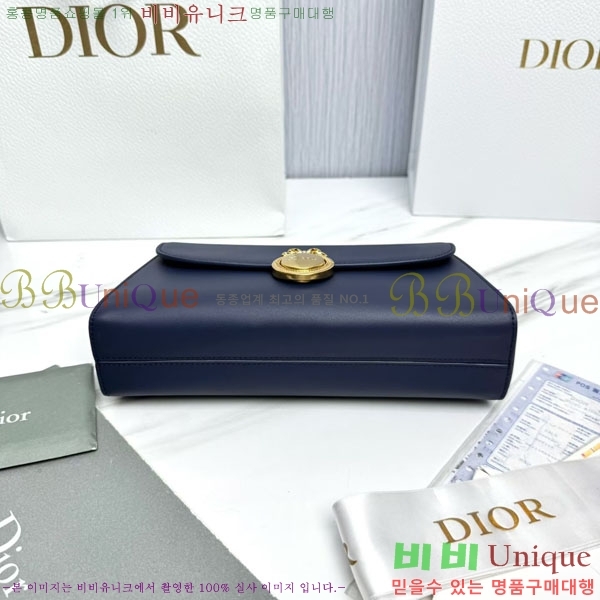 #��* �޴޸��� �Ŀ�ġ M3671-1006