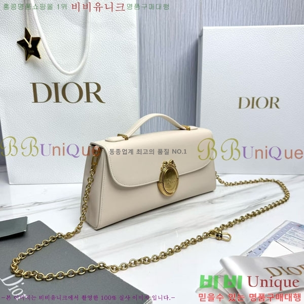 #��* �޴޸��� �Ŀ�ġ M3671-1009