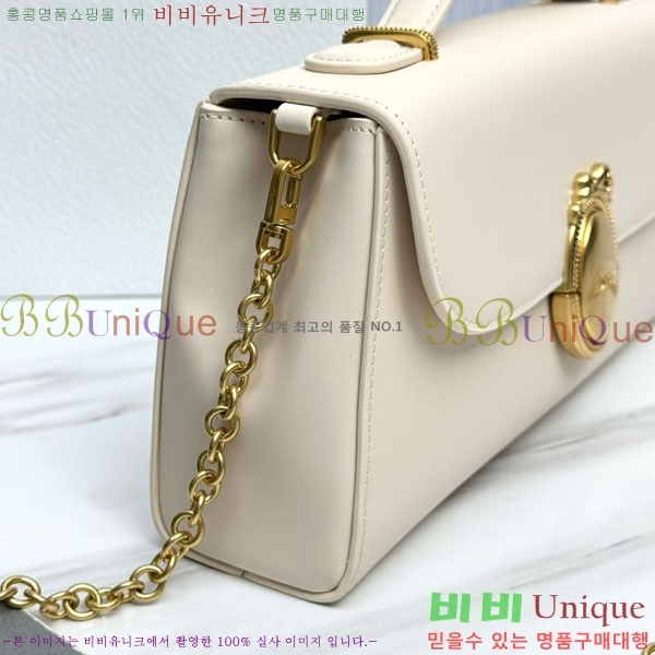 #��* �޴޸��� �Ŀ�ġ M3671-1009