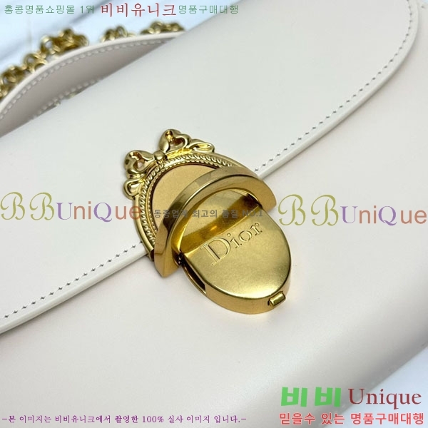 #��* �޴޸��� �Ŀ�ġ M3671-1009