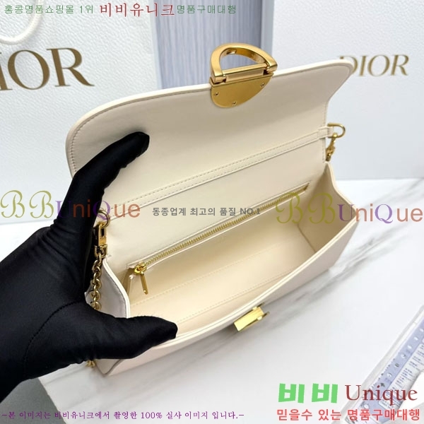 #��* �޴޸��� �Ŀ�ġ M3671-1009