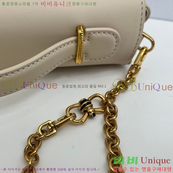 #��* �޴޸��� �Ŀ�ġ M3671-104