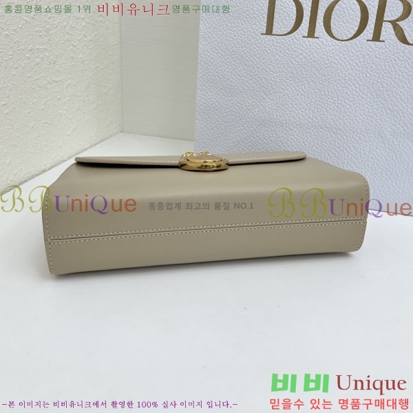 #��* �޴޸��� �Ŀ�ġ M3671-106