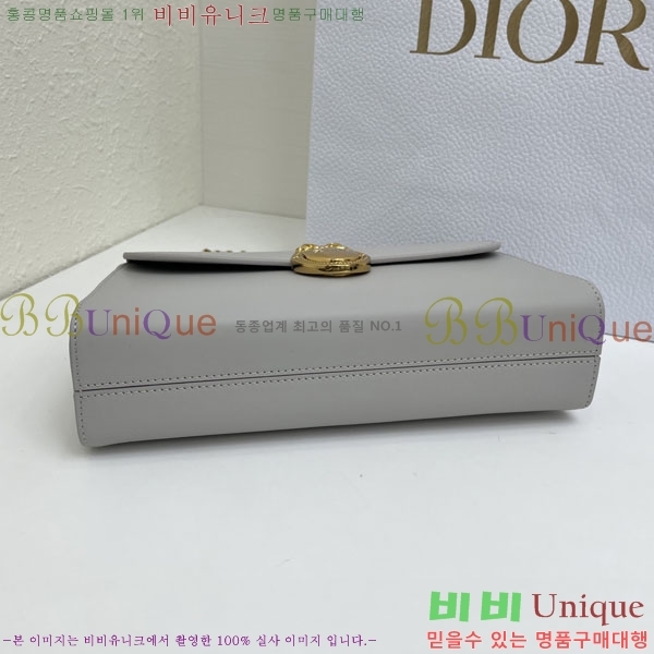 #��* �޴޸��� �Ŀ�ġ M3671-109
